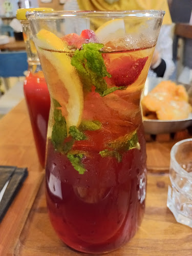 Opinii despre Fish & Co. - Tunjungan Plaza 5 în Surabaya - Gastronomi dan perhotelan