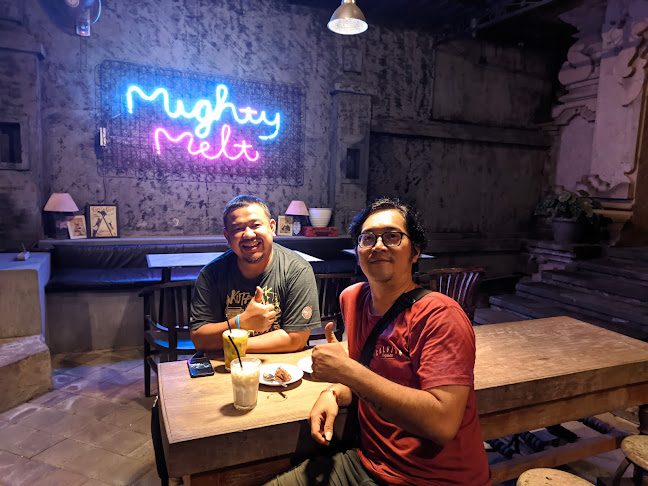 Comentarii opinii despre Mighty Melt Burger House