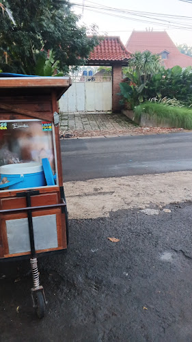 Jl. Merpati Raya No.20, RT.3/RW.3, Sawah Lama, Kec. Ciputat, Kota Tangerang Selatan, Banten 15413