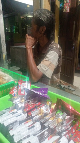 2CRW+R2Q, Tambakrejo, Kec. Gayamsari, Kota Semarang, Jawa Tengah 50174