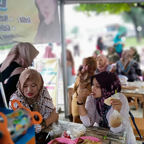 Warung makan bu eni puji - Gastronomi dan perhotelan