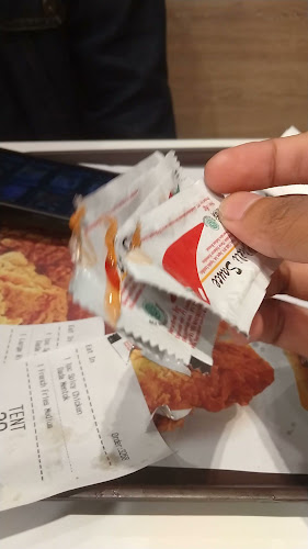 MCDonald's (MCD) Tanjung Pinang - Gastronomi dan perhotelan