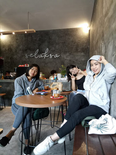 Selaksa Kopi - Gastronomi dan perhotelan