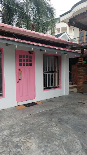 Hale Cold Pressed Juice - Gastronomi dan perhotelan