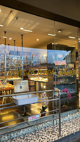 Toko Roti Jakarta - Kota Yogyakarta