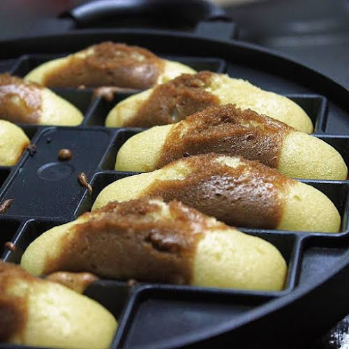 Opinii despre Kue Pukis Surabaya în Kota Denpasar - Gastronomi dan perhotelan