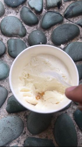 Comentarii opinii despre Es Puter Sendeez | Dessert dan Es Krim Khas Malang