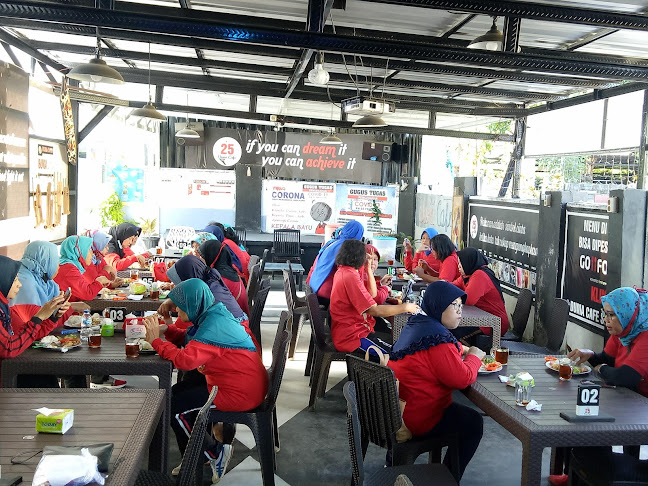 Cafe Duma By Mbok Kembar - Kota Salatiga