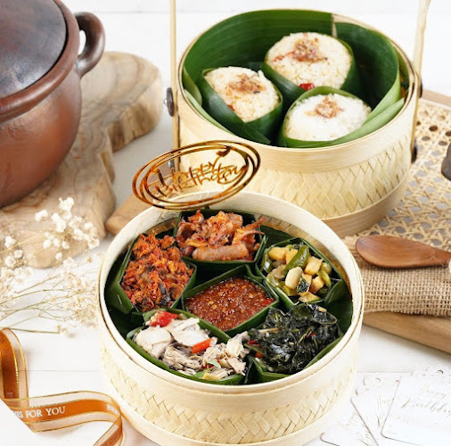 Putaki Hampers Magelang - Gastronomi dan perhotelan