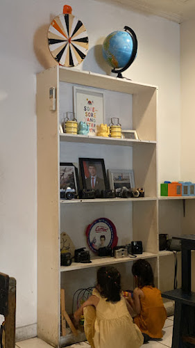 Warung Kopi Imah Babaturan 1 - Kota Bandung