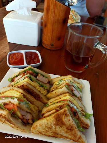 Kedai Kopi Joe - Gastronomi dan perhotelan