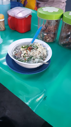 Opinii despre Bakso Satangnga în Kota Makassar - Gastronomi dan perhotelan