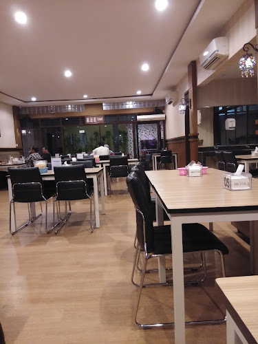 Sate House Bogowonto - Gastronomi dan perhotelan