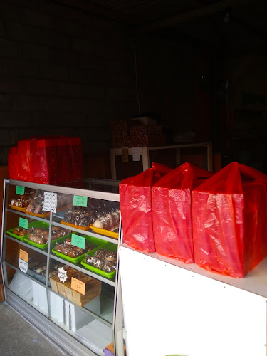 SATRIA DONAT & BAKERY BLITAR - Kota Blitar