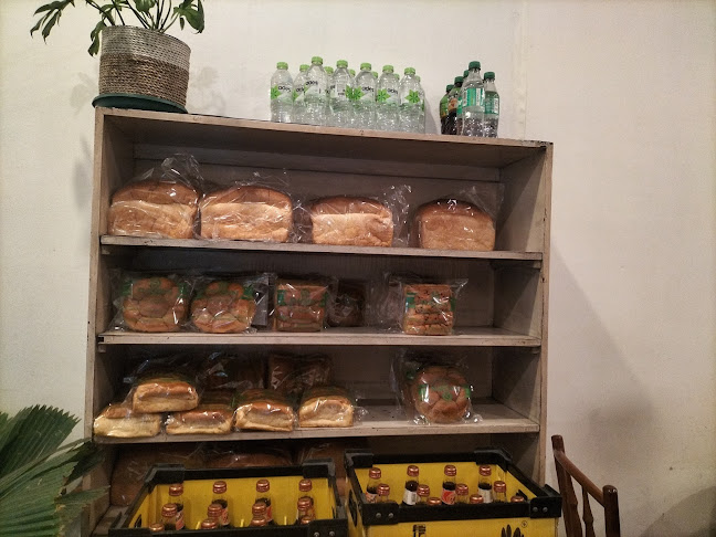 Djoen Bakery, Coffee & Resto sedjak 1935 - Kota Yogyakarta