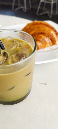 Jl. Cimanuk No.43, Citarum, Kec. Bandung Wetan, Kota Bandung, Jawa Barat 40115