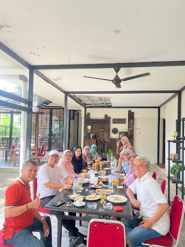 Jl. Asahan No.5, Rimbo Kaluang, Kec. Padang Bar., Kota Padang, Sumatera Barat