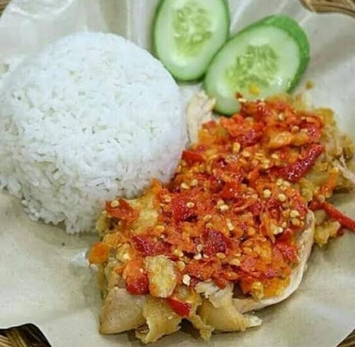 SAMBEL JUDES PUTRI - Gastronomi dan perhotelan