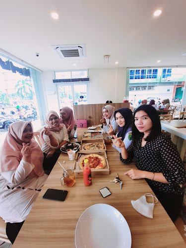 Opinii despre Pizza Hut Restoran în Kota Padang Sidempuan - Gastronomi dan perhotelan