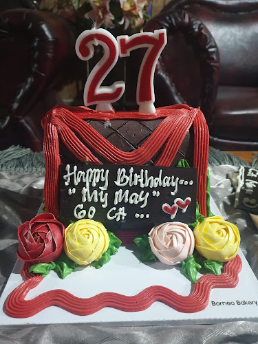 Toko Roti Borneo - Gastronomi dan perhotelan