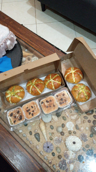 Tien's Cake and Bakery