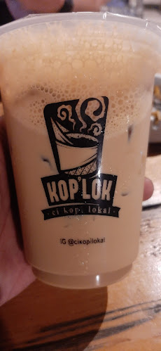 Jl. Mangga No.37, Cihapit, Kec. Bandung Wetan, Kota Bandung, Jawa Barat 40121