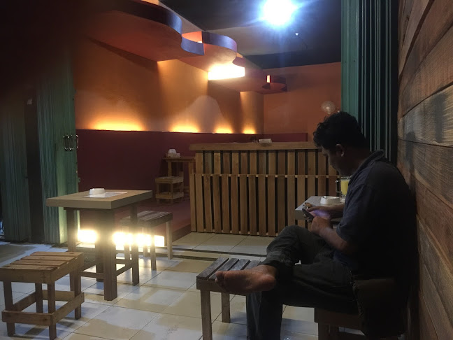 QWG3+CWQ, Menteng, Kec. Jekan Raya, Kota Palangka Raya, Kalimantan Tengah 74874