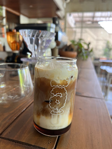 Opinii despre Locaāhands - Food & Coffee în Surabaya - Gastronomi dan perhotelan