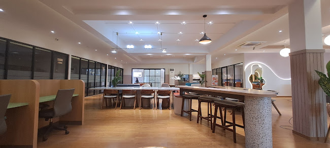 Jl. Komp. Perdana Square, Parit Tokaya, Kec. Pontianak Sel., Kota Pontianak, Kalimantan Barat 78124