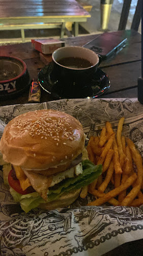 El Burger Taman Sari - Gastronomi dan perhotelan