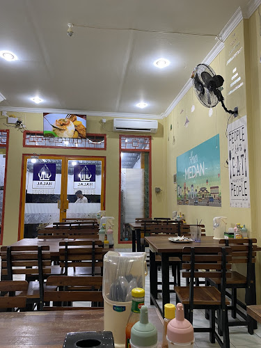 Opinii despre W-HaHa/Kwetiau Medan în Kota Balikpapan - Gastronomi dan perhotelan