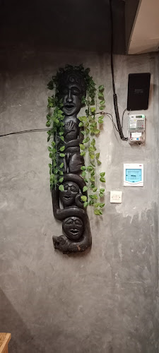 Comentarii opinii despre Warung Kopi Makmur (Taichan & Coffee)