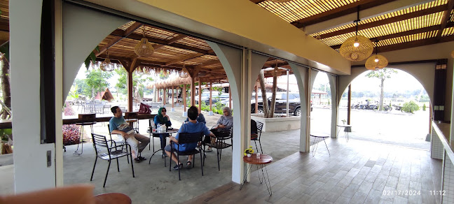 MM2G+4WP, Setu, Kec. Setu, Kota Tangerang Selatan, Banten