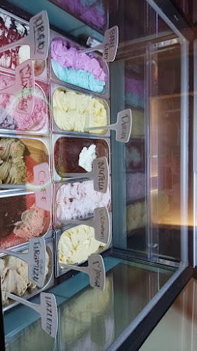 Gg. Pinggir No.24, Kranggan, Kec. Semarang Tengah, Kota Semarang, Jawa Tengah 50276