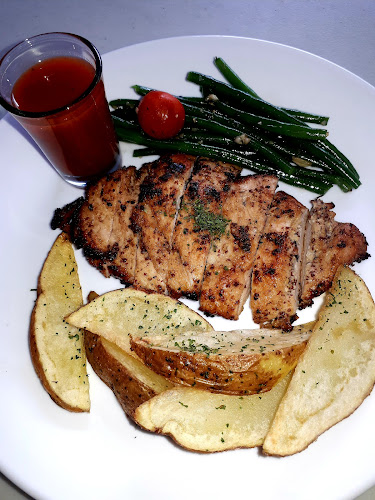 Papais Chicken Steak