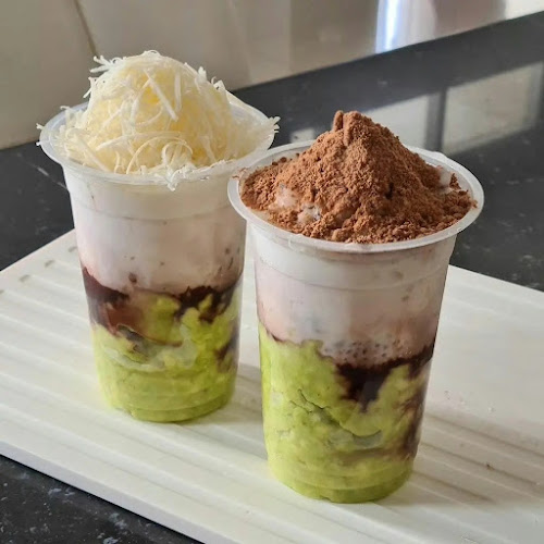 Opinii despre DR VAPE STORE & COFFEE în Kota Depok - Gastronomi dan perhotelan