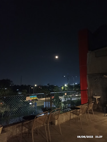 Dehas - Gastronomi dan perhotelan