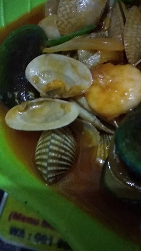 Opinii despre Seafood QyuQyu în Kota Semarang - Gastronomi dan perhotelan