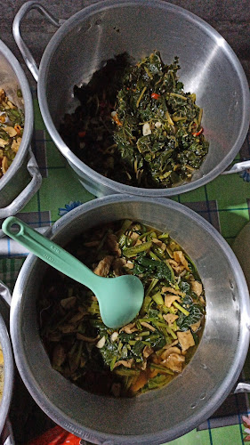 Warung Makan dan Kopi Bu Heni - Kota Surakarta