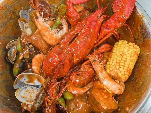 Jl jendral soedirman, Benteng, Kec. Warudoyong, Kota Sukabumi, Jawa Barat 43132