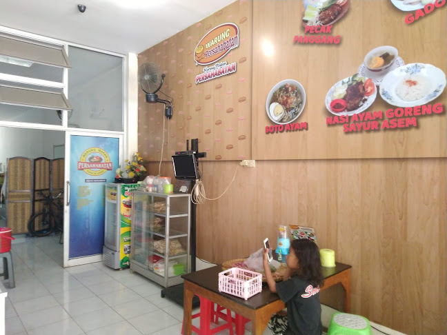 Opinii despre Warung Makan Persahabatan în Kota Pekalongan - Gastronomi dan perhotelan