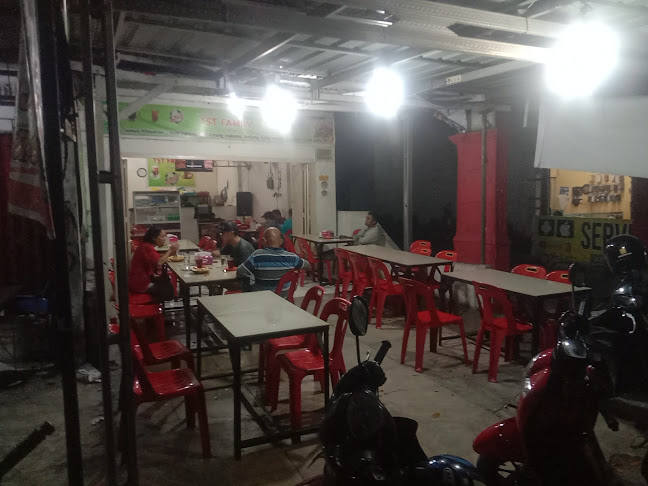 TST Family - Gastronomi dan perhotelan