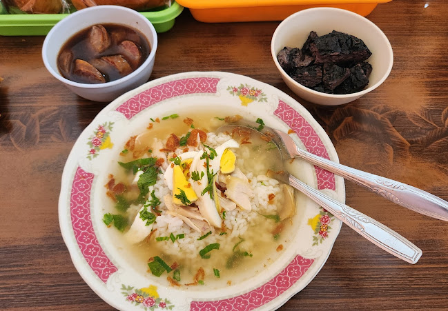 Opinii despre Soto Ayam Kondang în Kota Madiun - Gastronomi dan perhotelan