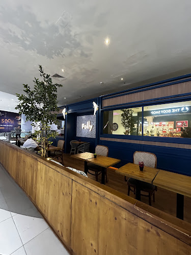 Polly Cafe - Kota Depok