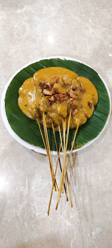 Opinii despre Restoran Sederhana Masakan Padang în Kota Makassar - Gastronomi dan perhotelan