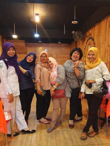 Opinii despre Quality Fried Chicken Sibolga în Kota Sibolga - Gastronomi dan perhotelan