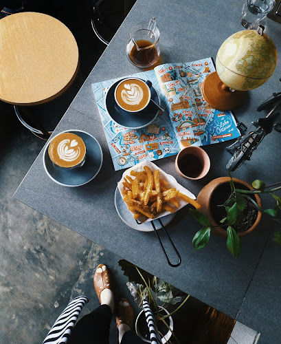 Luthier Coffee - Gastronomi dan perhotelan