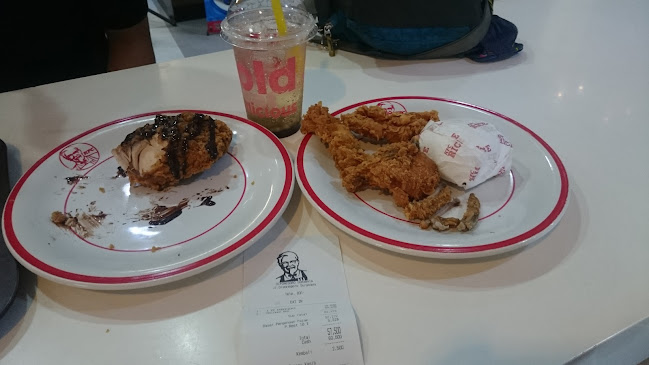 Comentarii opinii despre KFC - Diponegoro