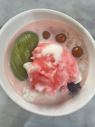 Opinii despre MAMA Toko Kue dan Es Krim în Kota Makassar - Gastronomi dan perhotelan