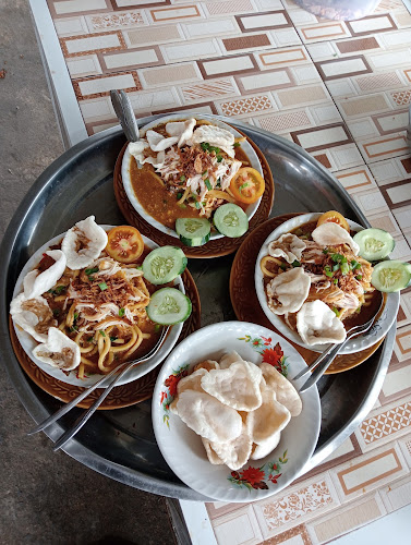 Mie Kondang Pak De Yadi